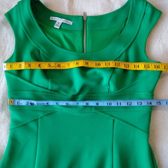 Maggy London Scoop Neck Sheath Dress - Picture 10 of 13